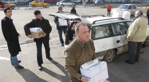 un nou asalt asupra instantelor