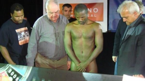 adversarul lui jo jo dan a facut categoria doar dezbracat