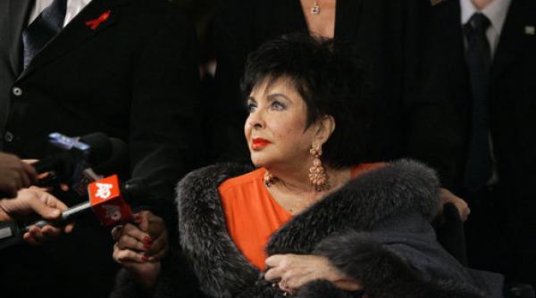 elizabeth taylor spitalizata de urgenta