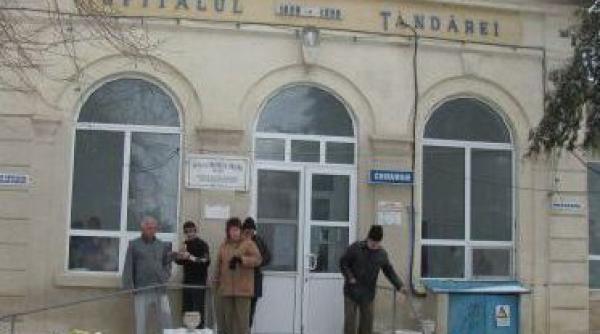 protest la tandarei impotriva desfiintarii spitalului