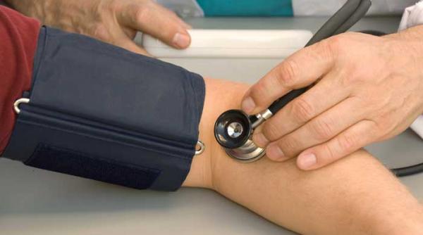 hipertensiunea face vraiste in creier