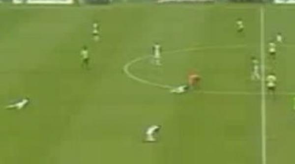 video fotbalisti speriati de fulgere in columbia