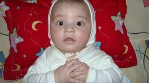 robert copilul caruia i s a furat zambetul