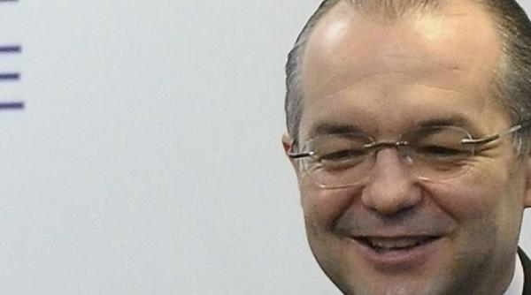 emil boc legea nu i va apara neaparat pe cei saraci