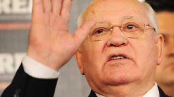 gorbaciov surd dar fericit