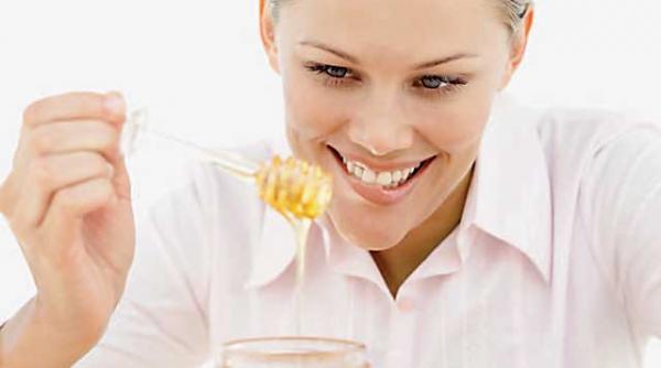 masti cu miere de albine