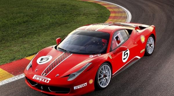 trei romani au comandat ferrari 458 challenge inainte de lansare