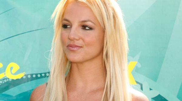 britney spears data in judecata pentru plagiat
