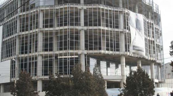 flutur a ramas cu circul foamei in brate la botosani