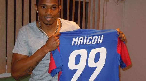 maicon va juca la steaua cu numarul 99