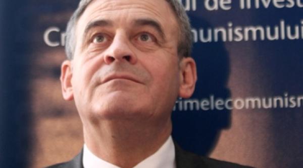 tokes singur si ne linistit