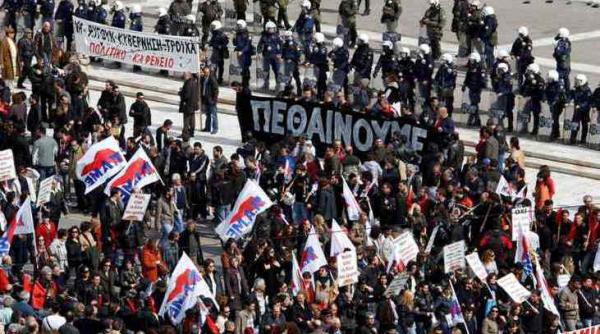 violente pe stazile atenei ciocniri intre manifestanti si fortele de ordine