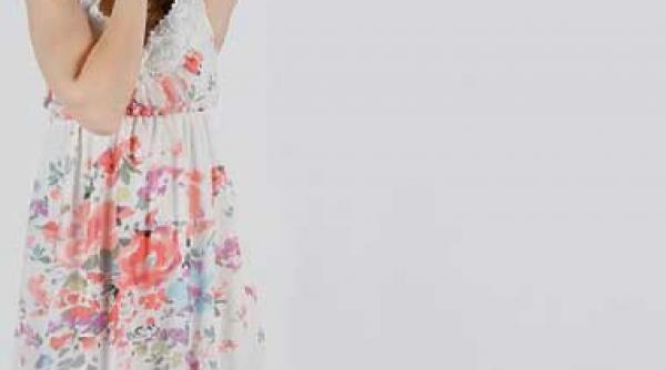 iulia zgripcea iubesc mirosul de proaspat de verde de frunze flori si ploaie