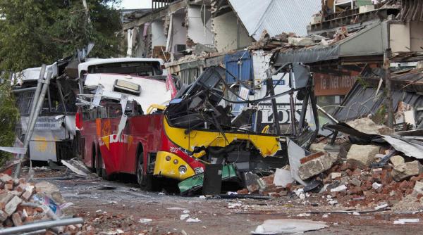unul dintre romanii disparuti in noua zeelanda gasit in viata