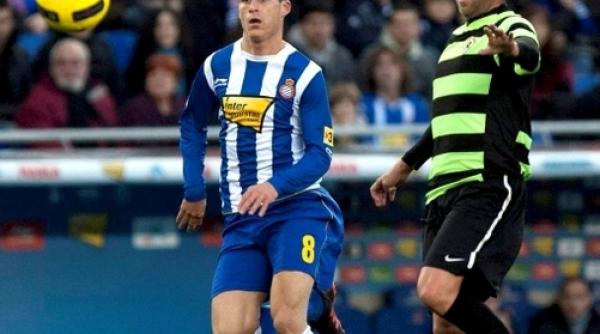 pulhac eliminat dupa doua galbene primite in sapte minute