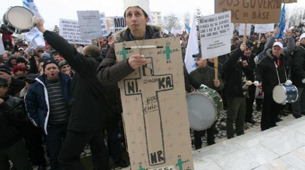 sindicalistii protesteaza fata de noul cod al muncii