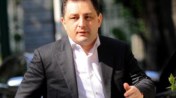 vanghelie de ziua lui eu nu imbatranesc acum sunt in rebranduire