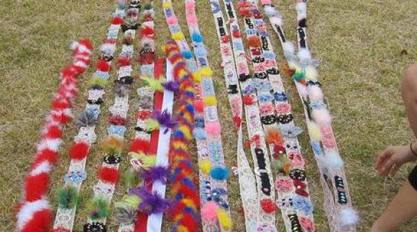 cel mai lung martisor din lume realizat de doi romani