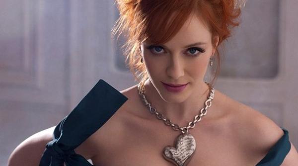 christina hendricks noua imagine voluptoasa a bijuteriilor vivienne westwood