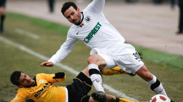 u cluj se muta la medias din cauza gazonului de la alba iulia