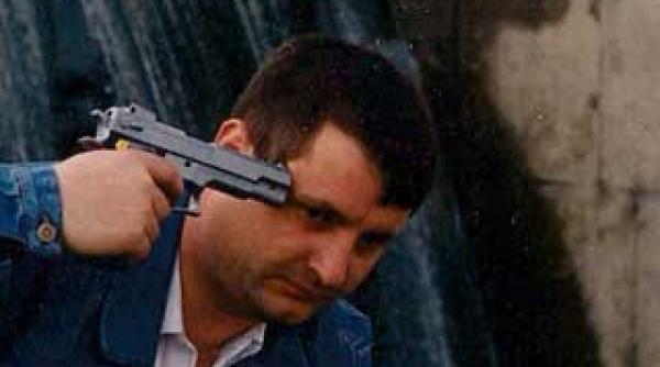 roman foileton paispe 16