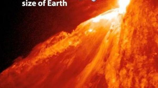 vezi cum arata o explozie solara de dimensiuni gigant video