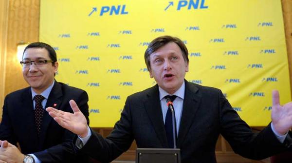 motiunea de cenzura sustinuta in strada