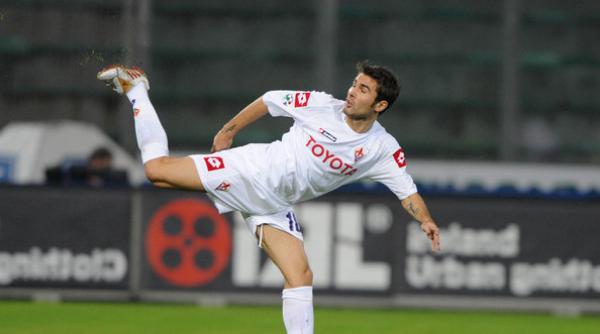 mutu laudat cand atinge mingea se vede din ce stofa e facut