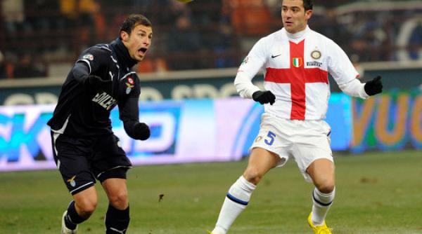 barca a pus ochii pe radu stefan pentru a l inlocui pe abidal