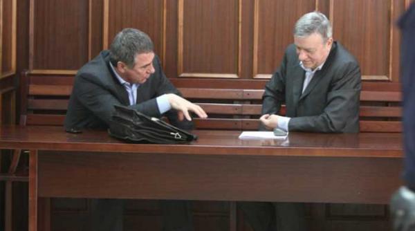 nasu a dat cu subsemnatul urmeaza chivu