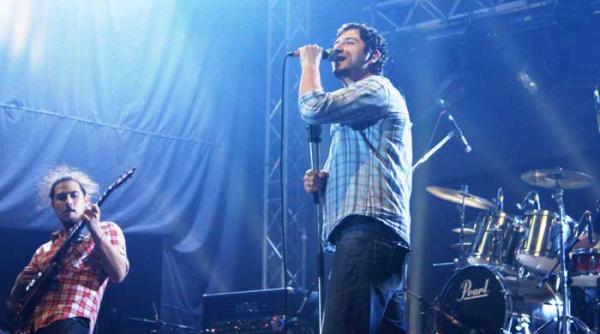 grupul white walls canta la progpower europe