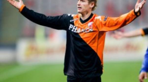 utrecht vrea sa scape de nesu din cauza salariului mare