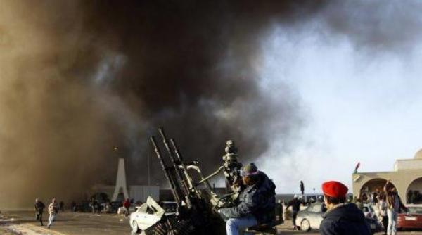 armata lui gaddafi bombardeaza orasul misrata