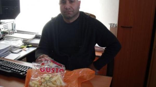 drama unui soarece gasit mort intr o punga de pufuleti