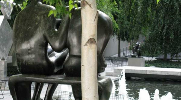 tu ma iubesti pe mine eu il iubesc pe michael