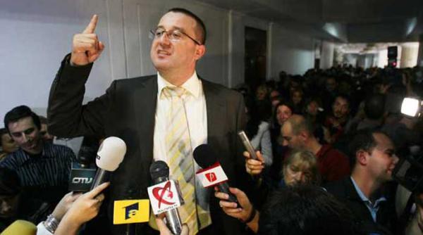 blejnar verifica retroactiv ziaristii