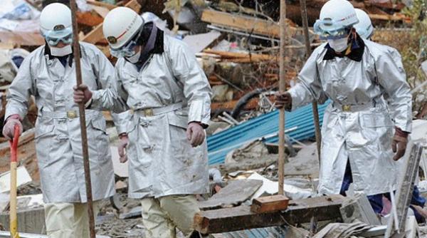 doi supravietuitori gasiti sub daramaturi in japonia la noua zile de la dezastru