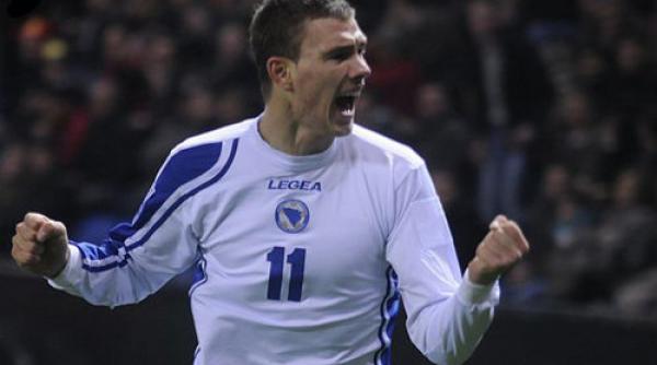 bosniacii sunt optimisti ii batem pe romani suntem mai buni ca ei