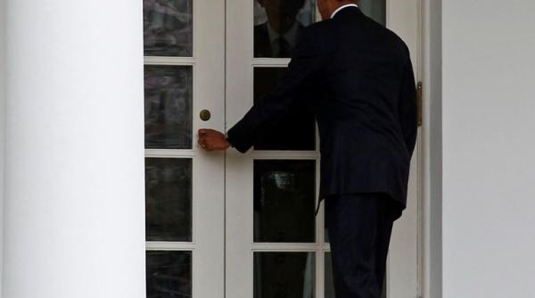 moment jenant pentru obama a gasit usile incuiate la casa alba