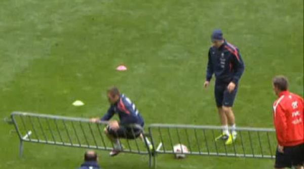 ribery ca borcea a cazut cu fileul la tenis de picior cu video