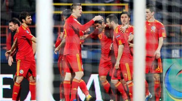 romania luxemburg 3 1 mutu aduce prima victorie in actuala campanie de calificare