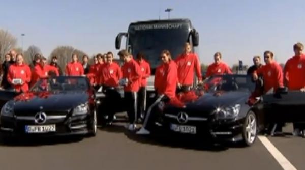 video jucatorii mannschaft ului s au distrat pe patru roti