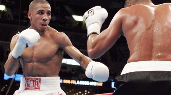 andre ward castigatorul super six ar trebui sa lupte cu bute