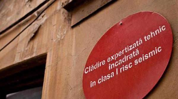 murgeanu blocurile cu bulina din bucuresti trebuie demolate