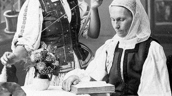 povesti despre zilele lui april