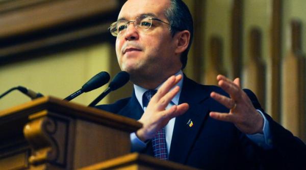 guvernul isi asuma raspunderea pe legea privind salariile profesorilor