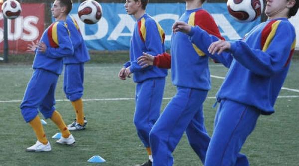 nationala under 17 in grupa cu germania olanda si cehia la ce