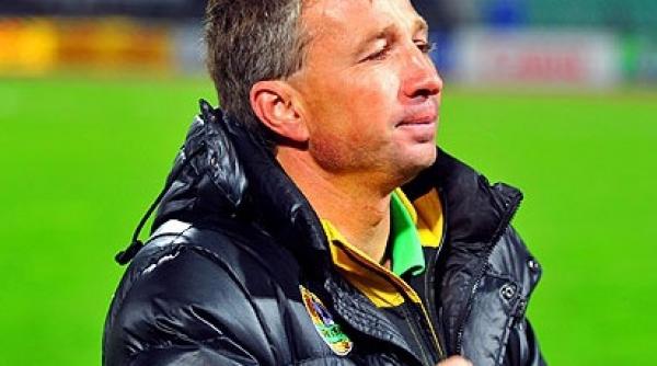dan petrescu a fost desemnat antrenorul lunii martie in rusia