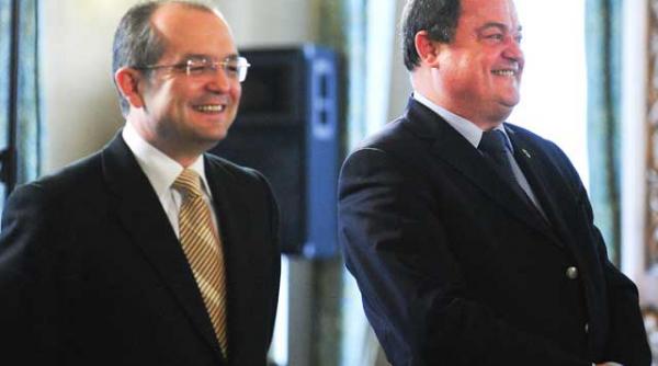 emil boc a furat motiunea lui blaga