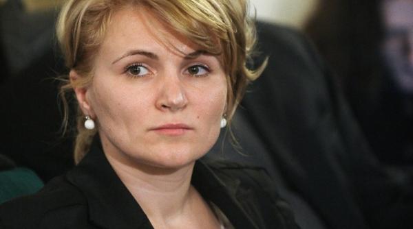 andrea paul vass salariile bugetarilor cresc doar dupa alte concedieri